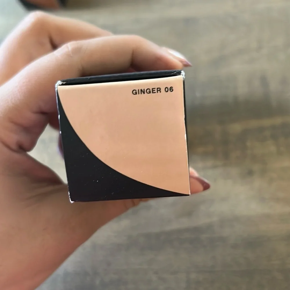 bareMinerals Complexion Rescue Tinted Gel Cream - Ginger 06